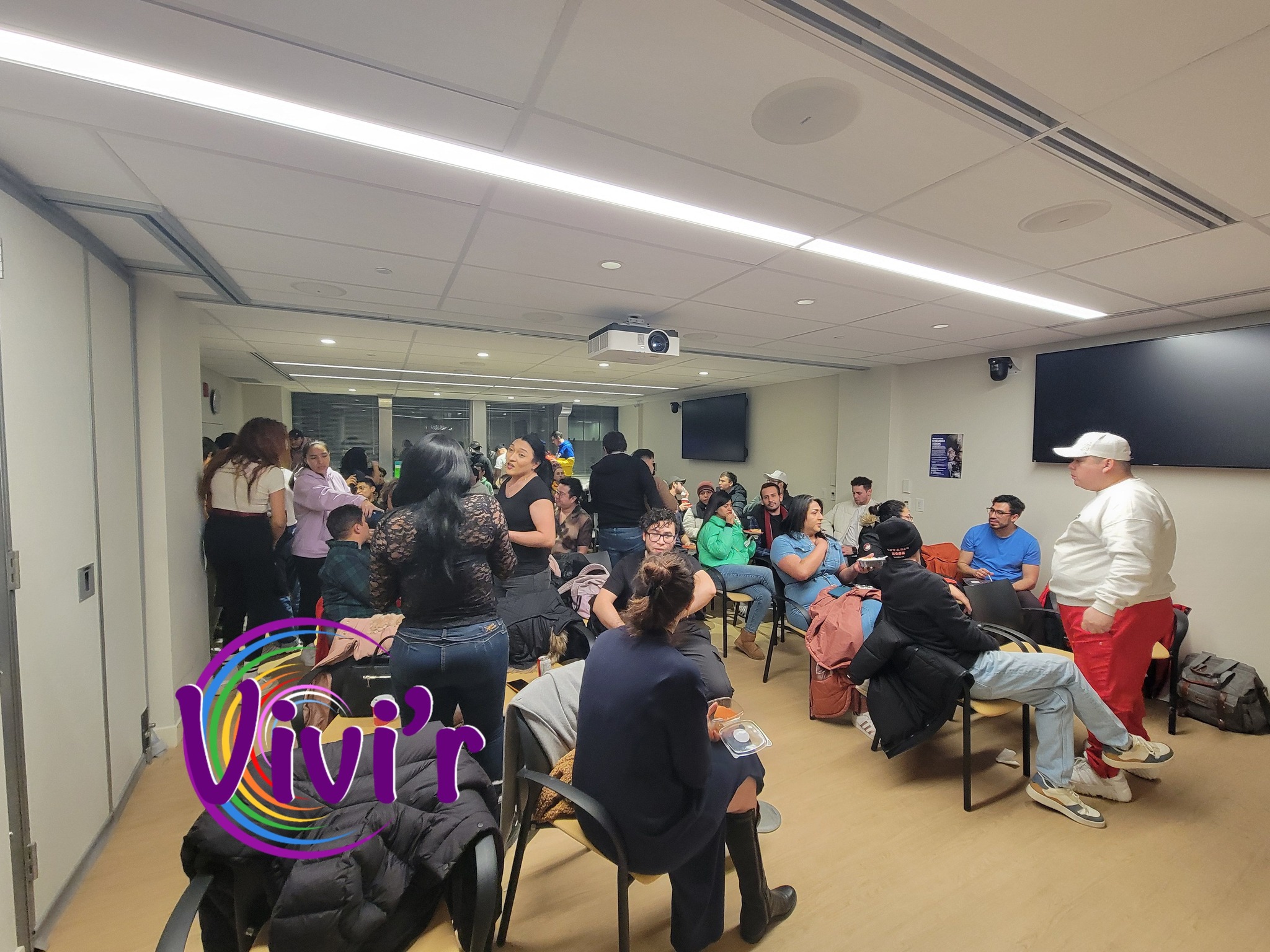 Newcomers in the community room